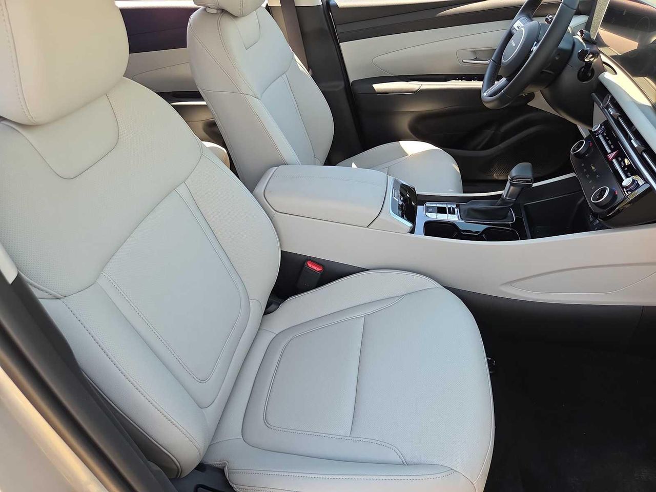 2025 Hyundai Tucson SEL Convenience photo 19