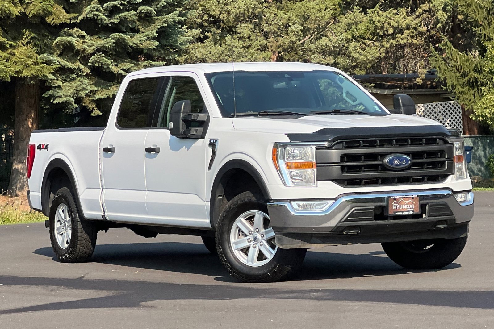 2021 Ford F-150 XLT photo 2