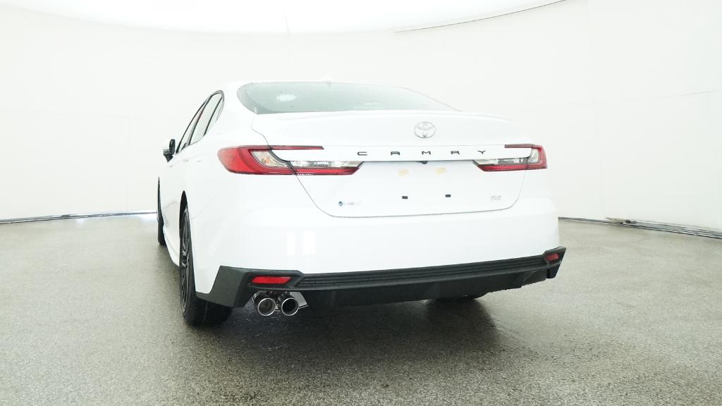 2025 Toyota Camry SE photo 15