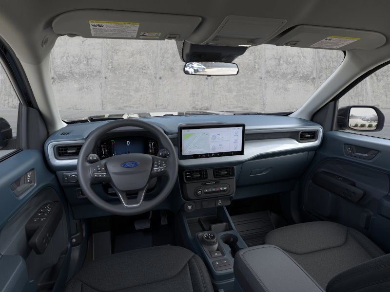 2025 Ford Maverick XLT photo 2