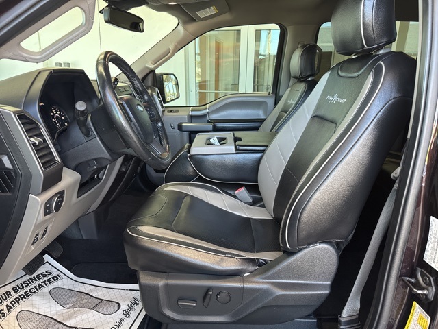 2019 Ford F-150 XLT photo 19