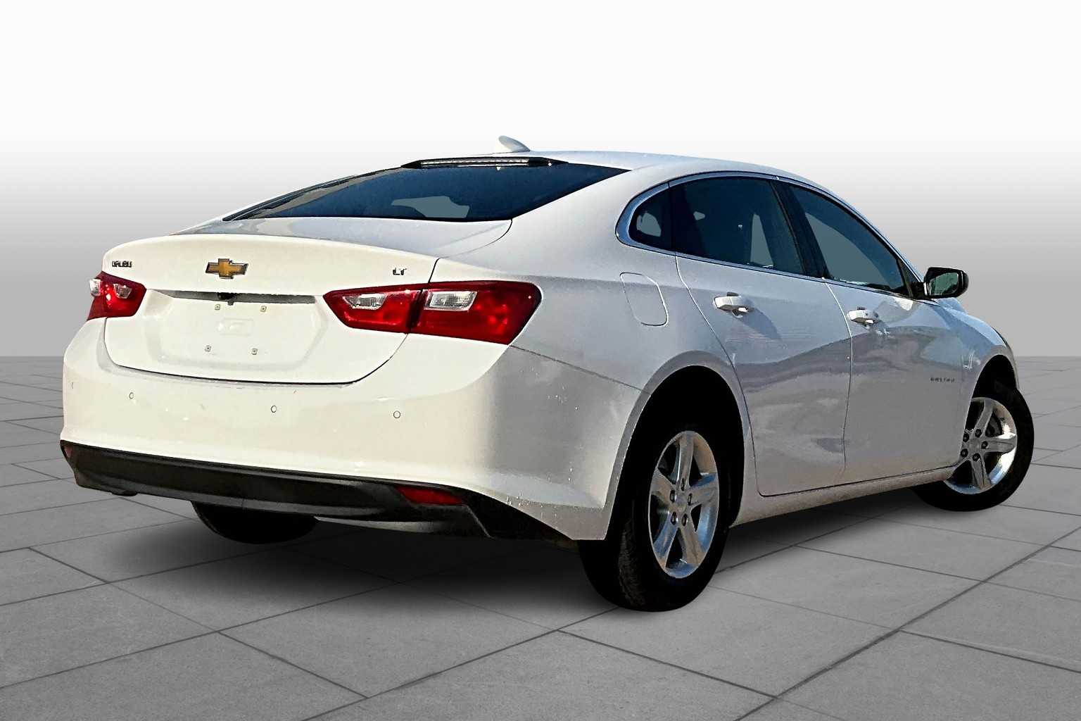 2024 Chevrolet Malibu 1LT photo 12