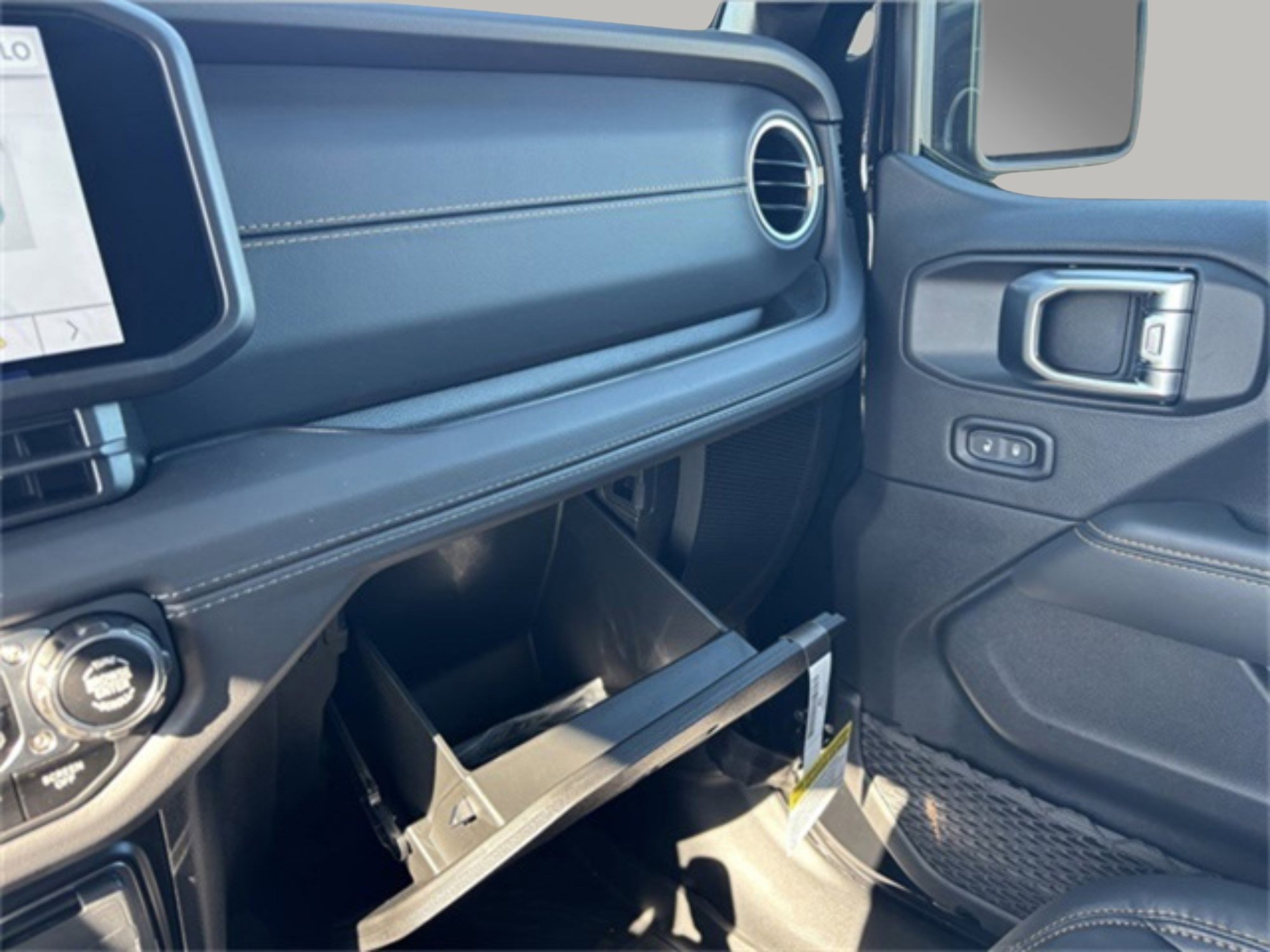 2025 Jeep Gladiator Texas Trail photo 16