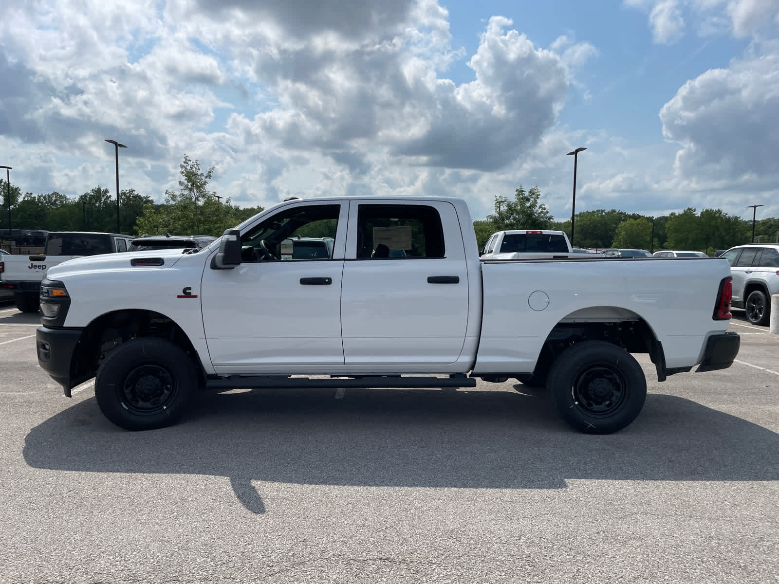 2025 Ram 2500 Tradesman photo 4