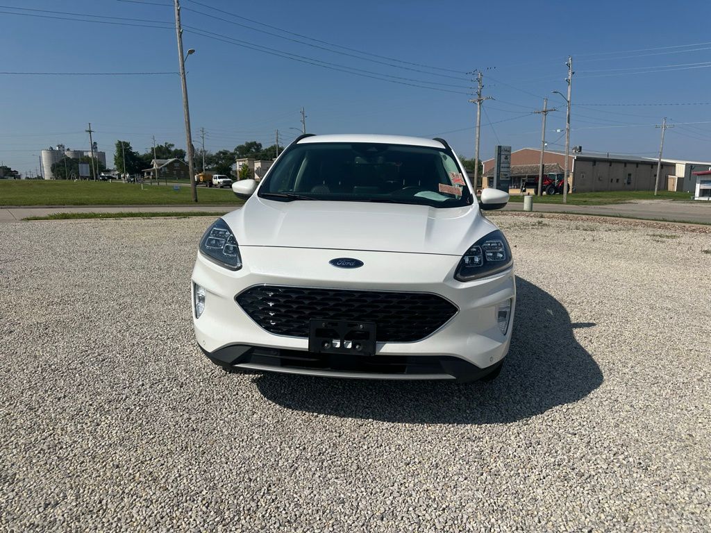 2022 Ford Escape Titanium photo 8