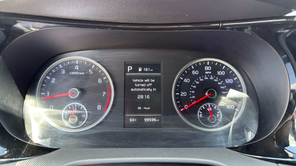 2021 Kia K5 GT-Line photo 11