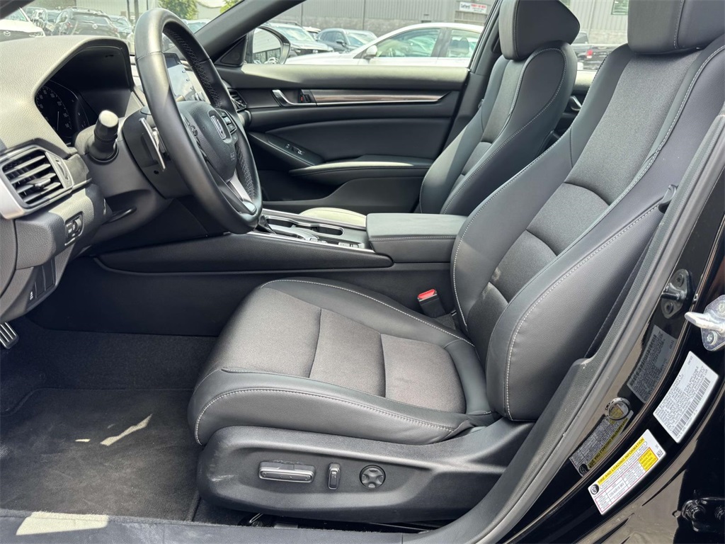 2022 Honda Accord Sport photo 14