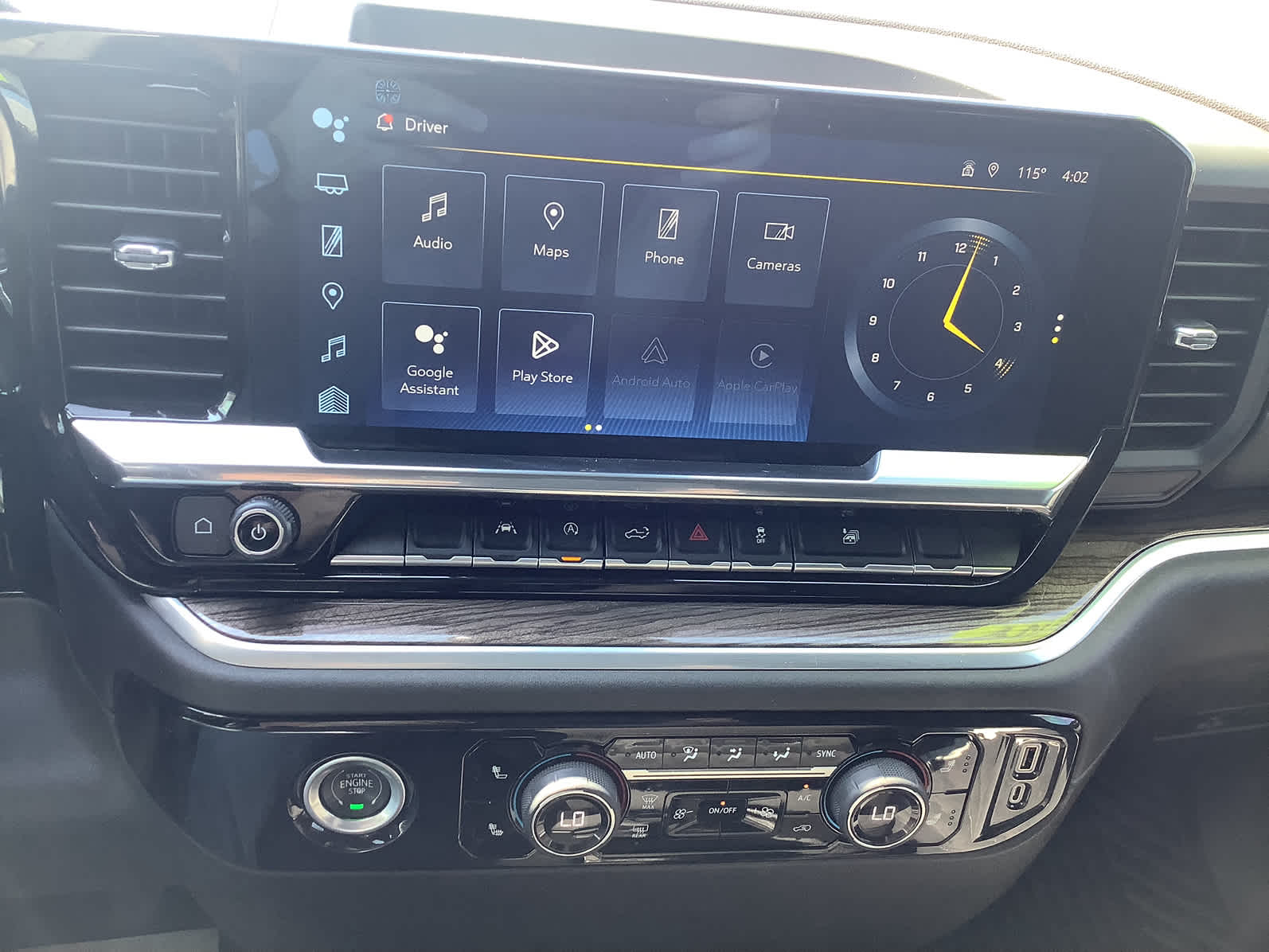 2022 Chevrolet Silverado 1500 RST photo 18