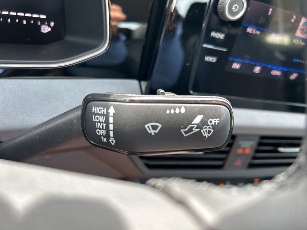 2025 Volkswagen Jetta 1.5T SE photo 22