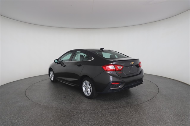 2017 Chevrolet Cruze LT photo 12