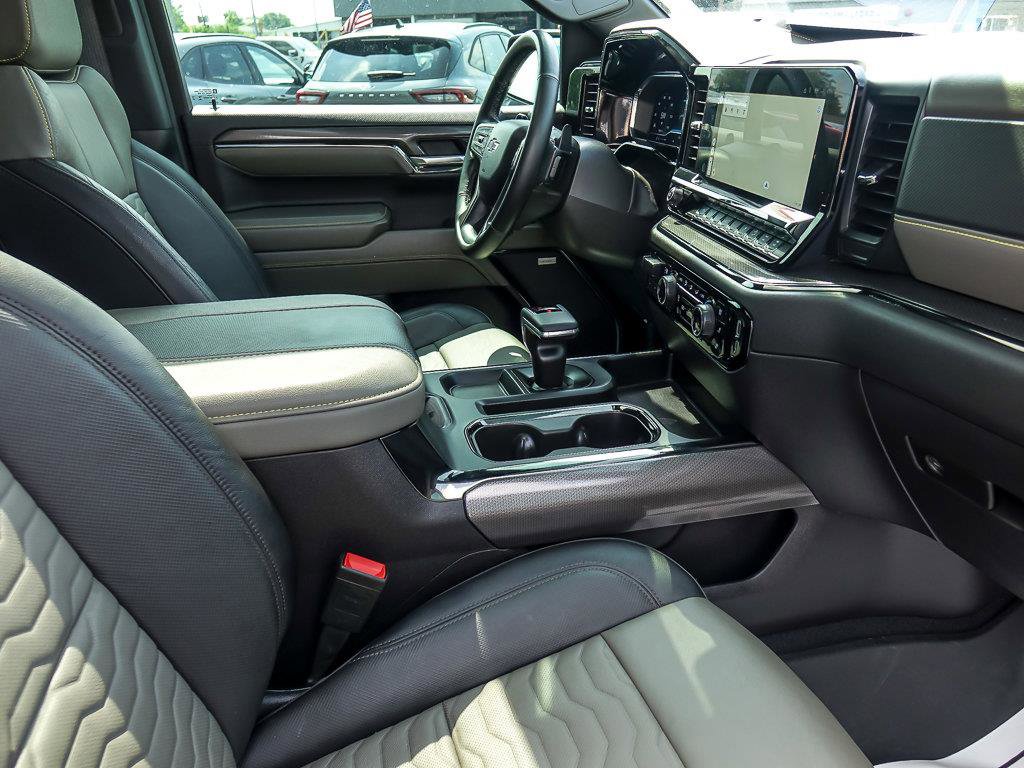 2024 CHEVROLET SILVERADO - Image 34