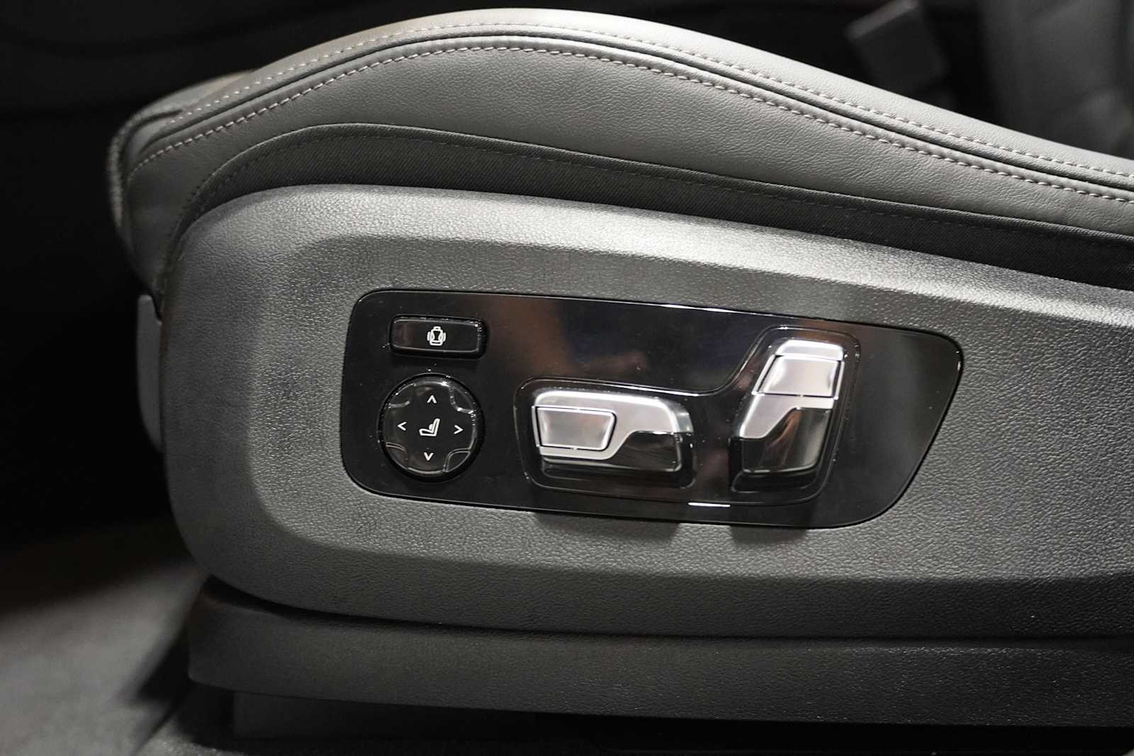 2026 Bmw X6 photo 13