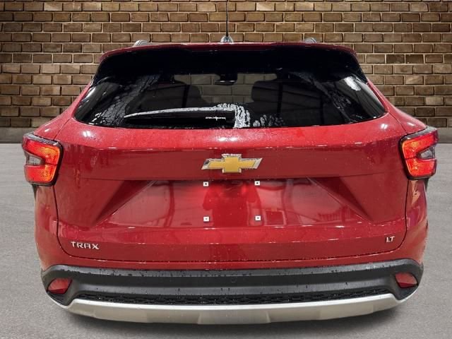 2026 Chevrolet Trax LT photo 4