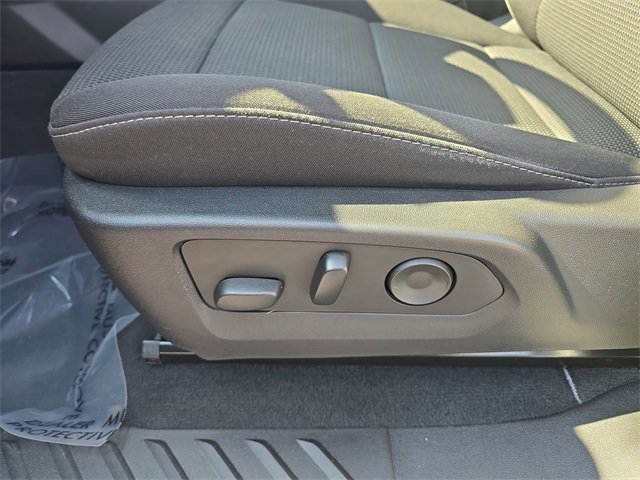 2023 Chevrolet Colorado LT photo 25