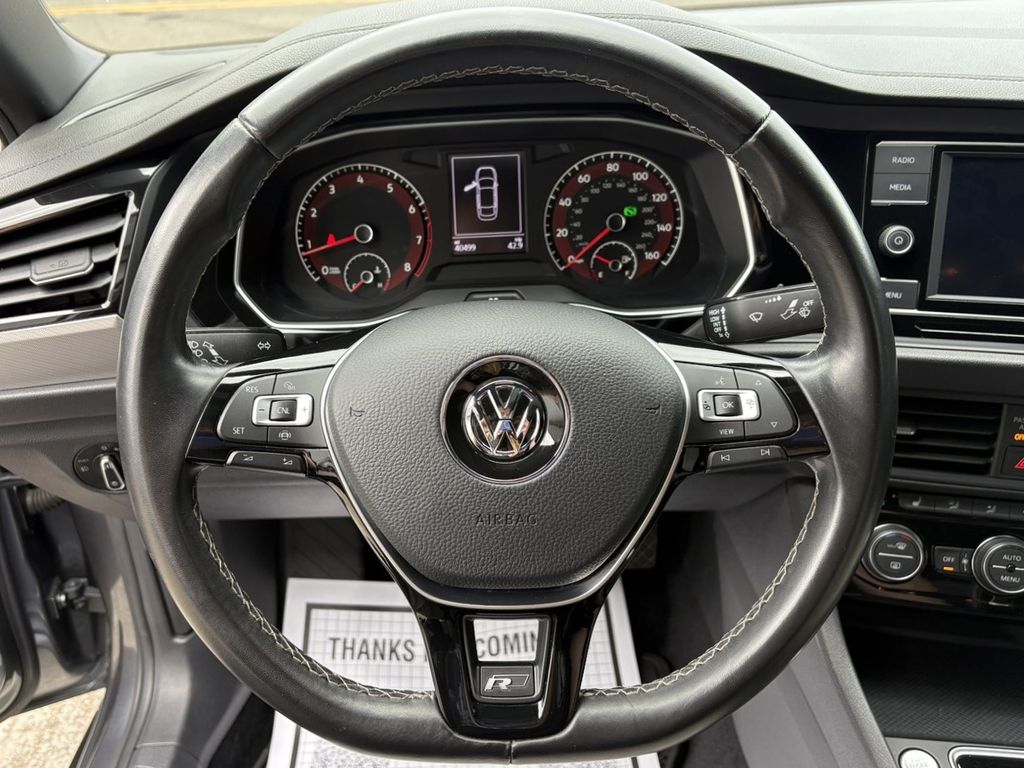 2021 Volkswagen Jetta R-Line photo 17