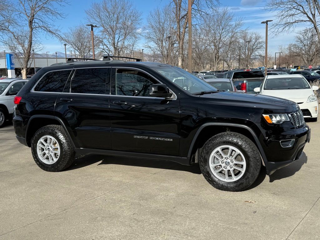 2018 Jeep Grand Cherokee Altitude photo 2