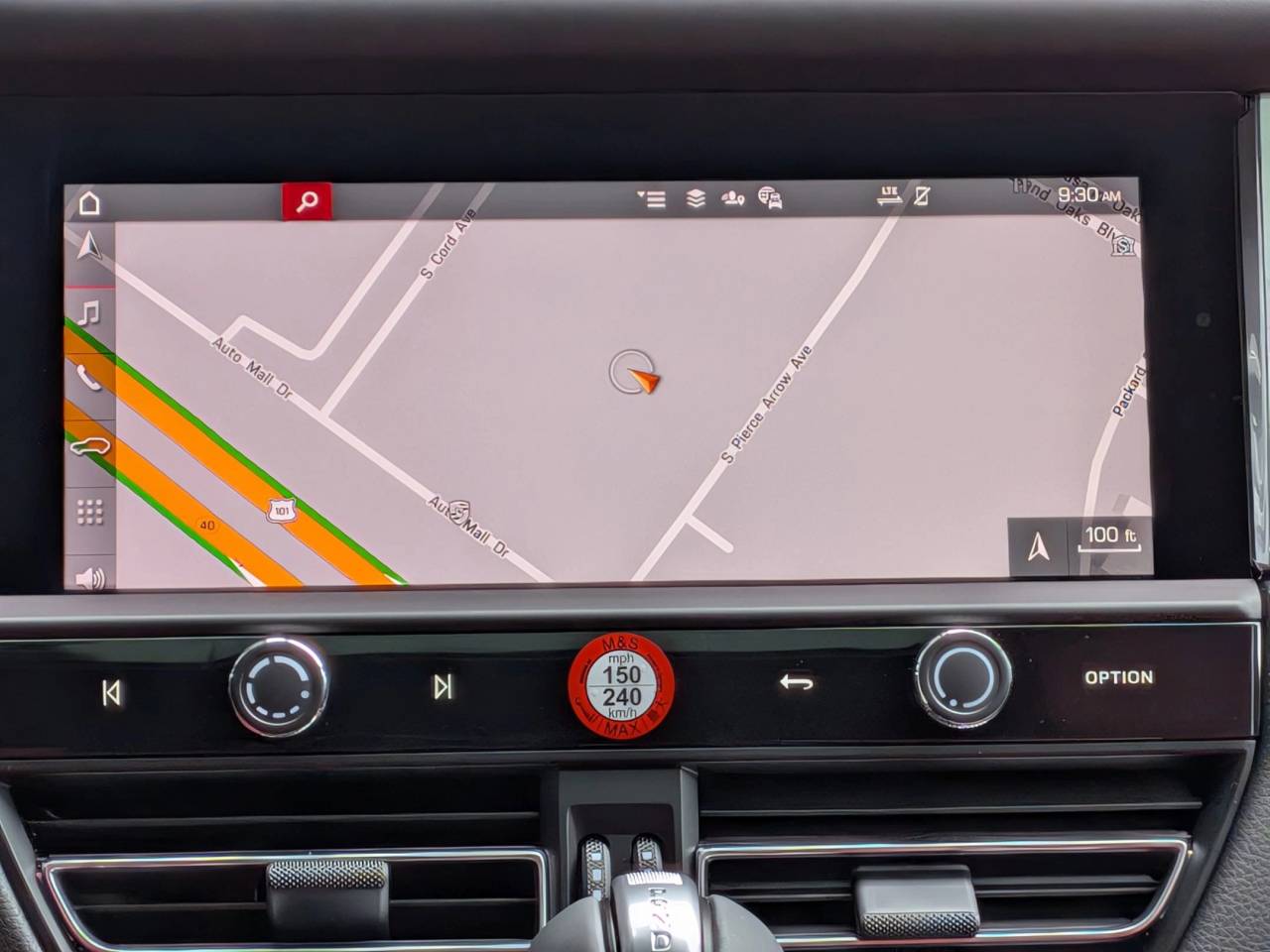 2025 Porsche Macan S photo 17