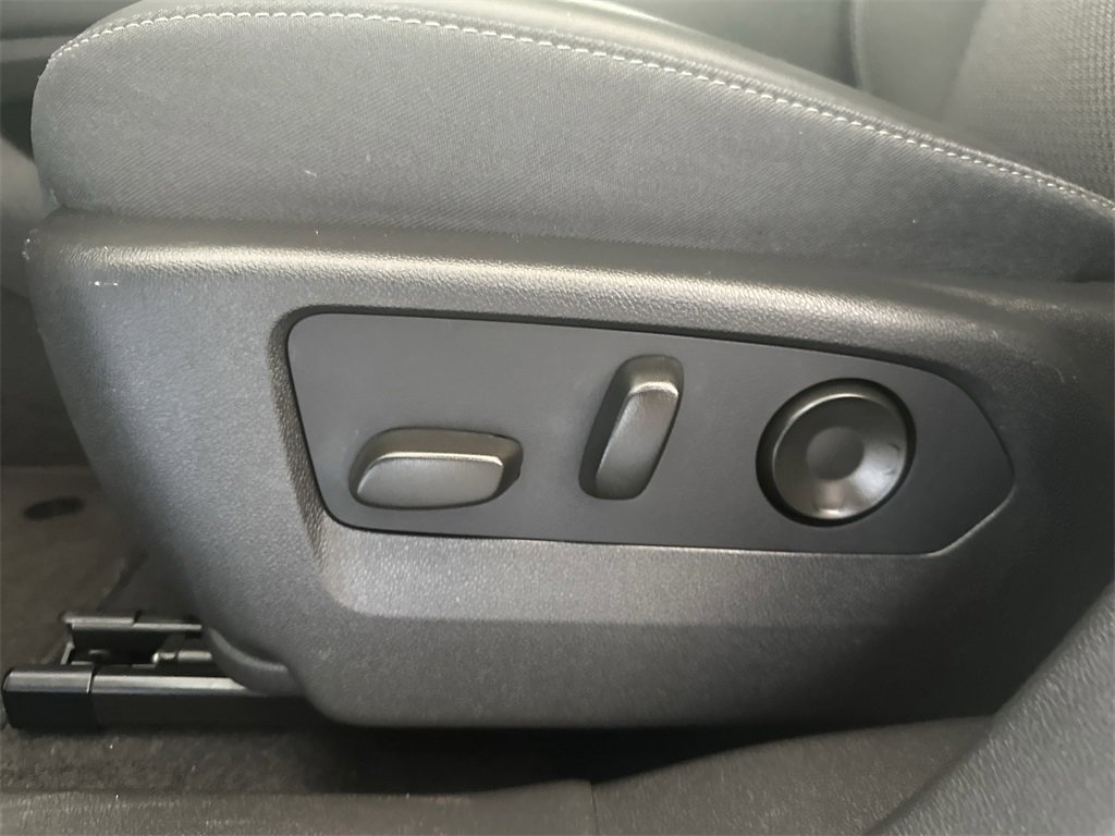 2021 Buick Envision Preferred photo 14