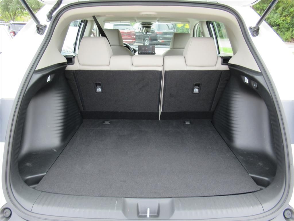 2024 Honda HR-V LX photo 26