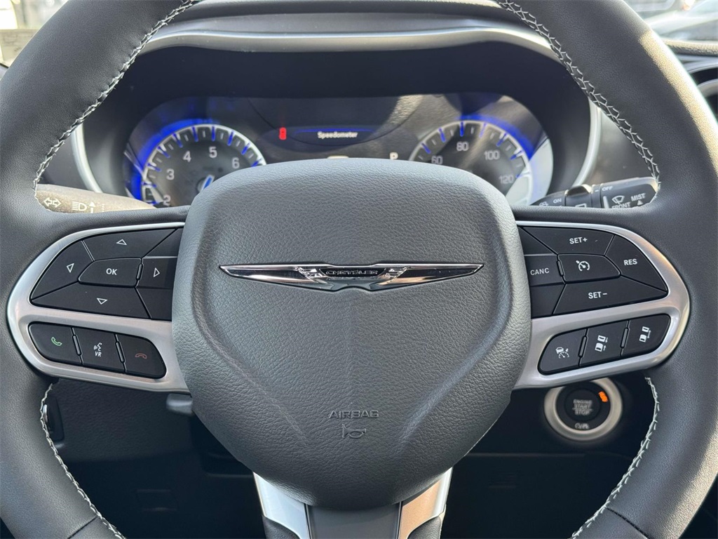 2026 Chrysler Voyager LX photo 17