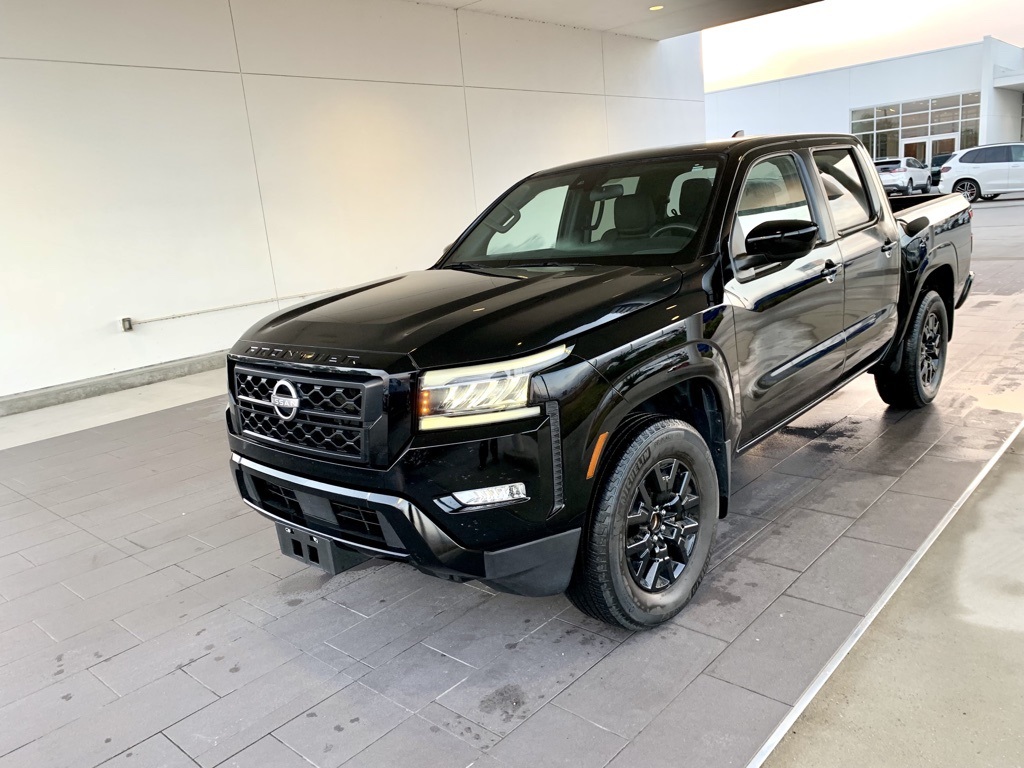2023 Nissan Frontier SV's photo