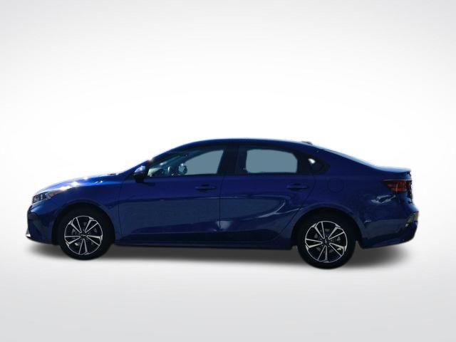 2023 Kia Forte LXS photo 8