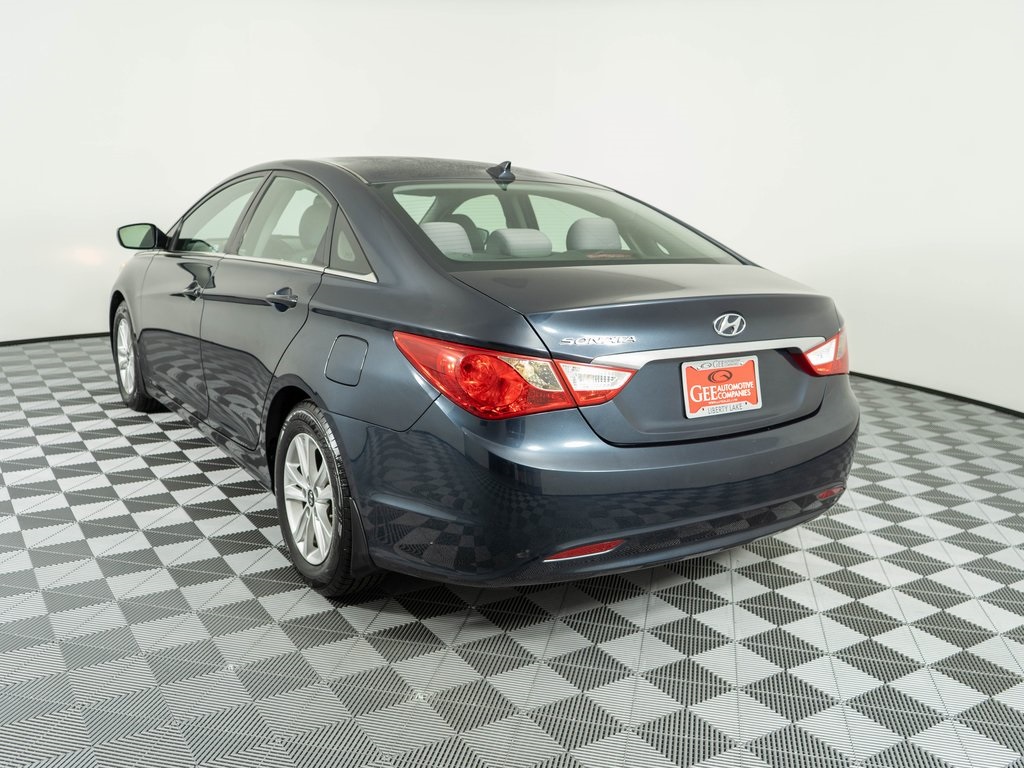 2012 Hyundai Sonata GLS photo 4