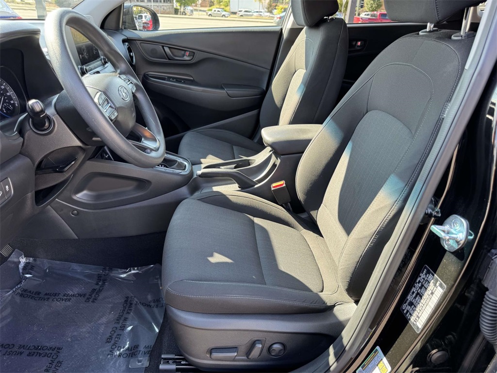 2023 Hyundai Kona SEL photo 13