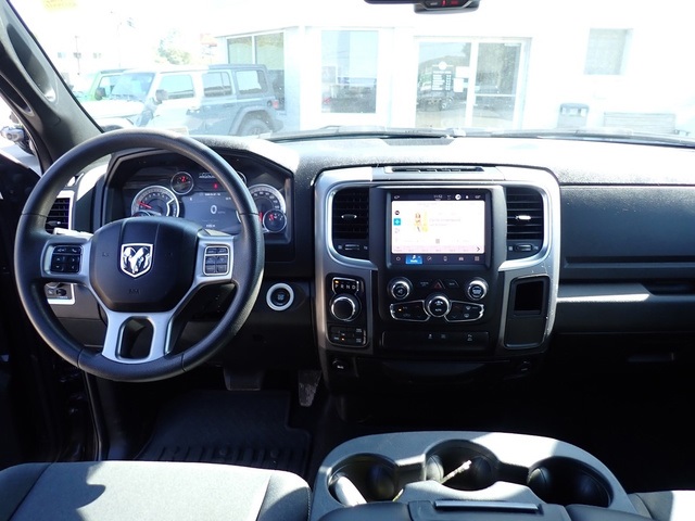2022 Ram 1500 Classic Warlock photo 14