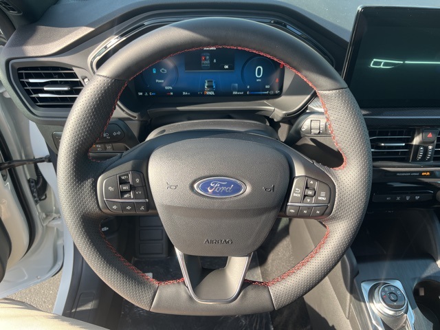 2025 Ford Escape Hybrid ST-Line Select photo 12