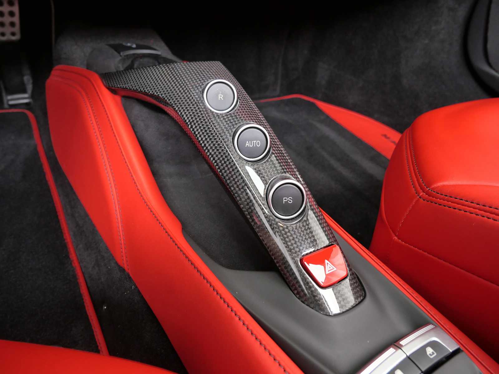 2019 Ferrari 488 Spider photo 24