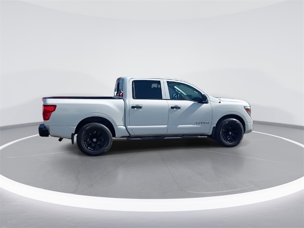 2021 Nissan Titan S photo 17