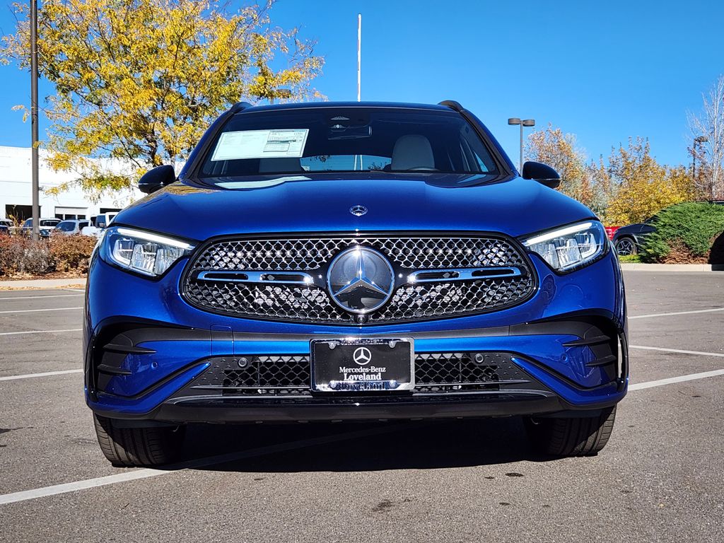 2026 Mercedes Benz GLC 300 4MATIC photo 2