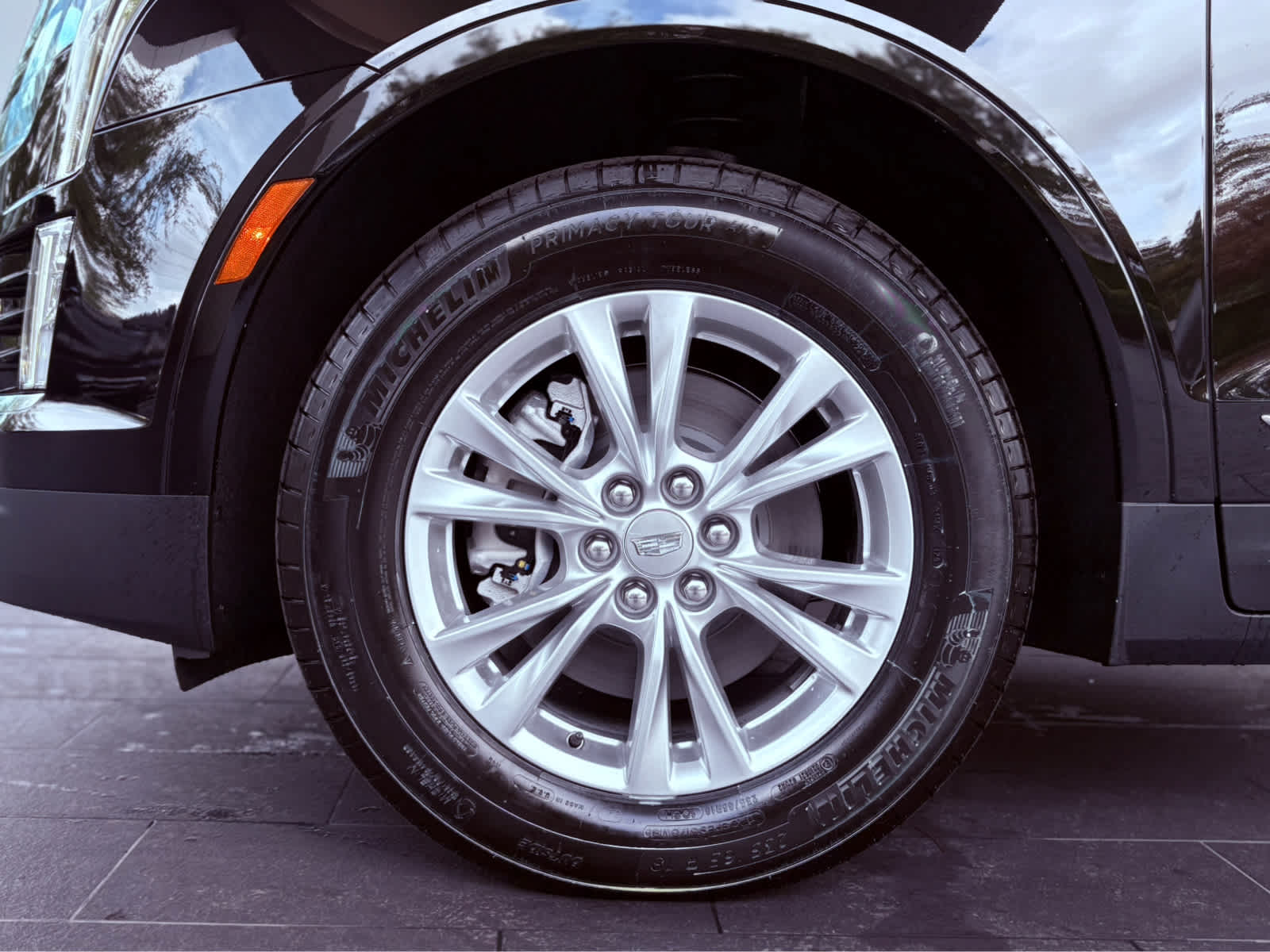 2025 Cadillac XT5 Luxury photo 7