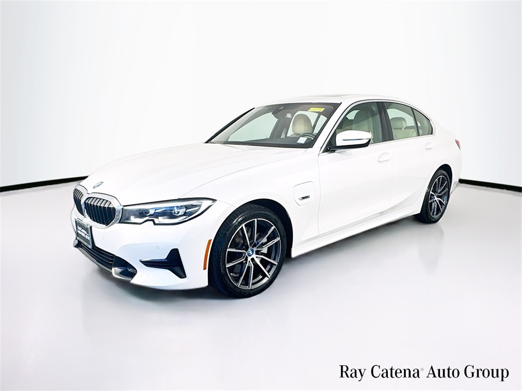 2022 Bmw 330e 3-Series photo 3