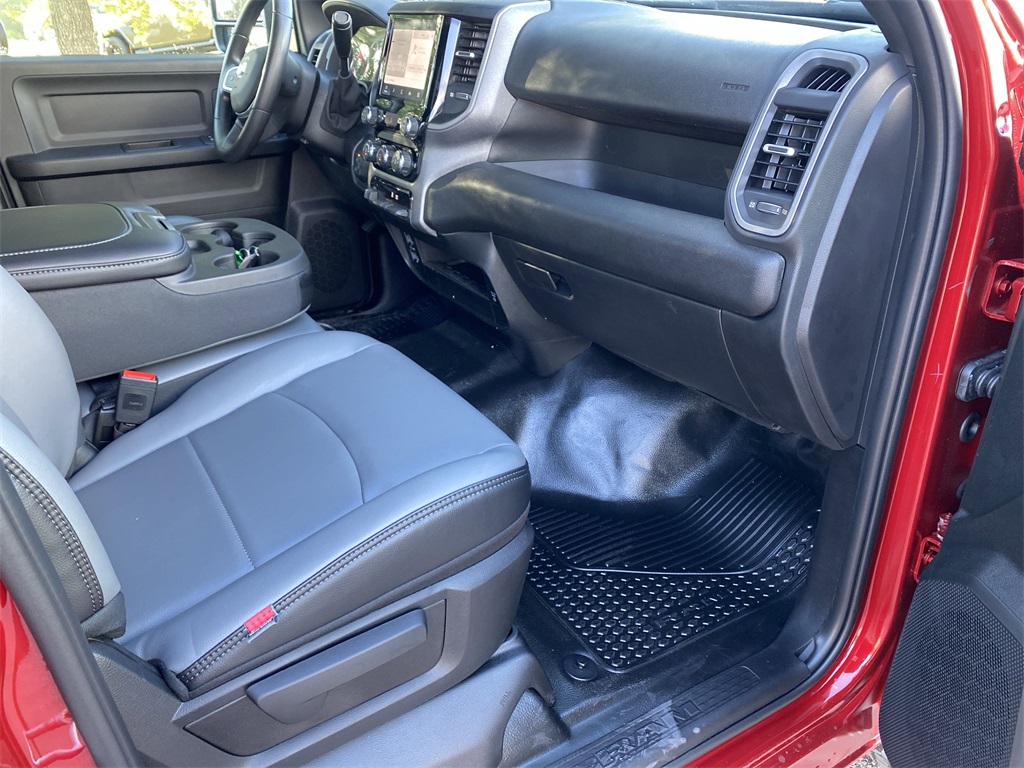 2025 Ram 2500 Tradesman photo 31