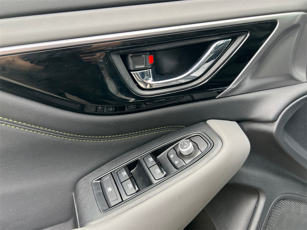 2024 Subaru Outback Onyx Edition photo 10