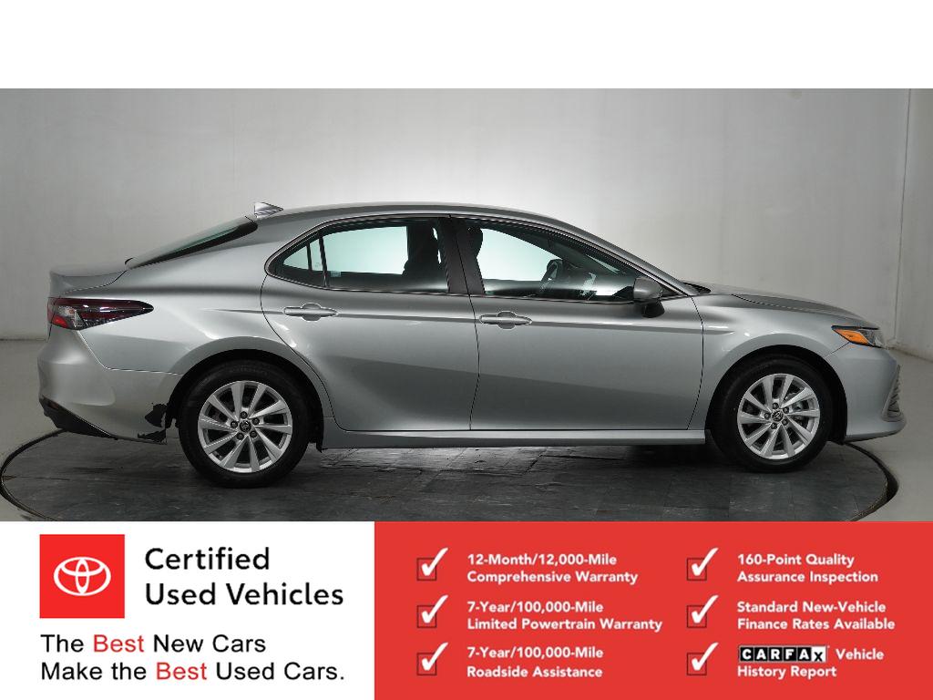2024 Toyota Camry LE photo 2