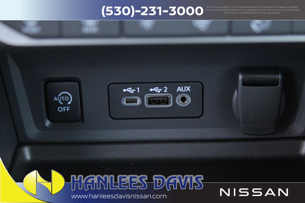 2025 Nissan Sentra SV photo 17