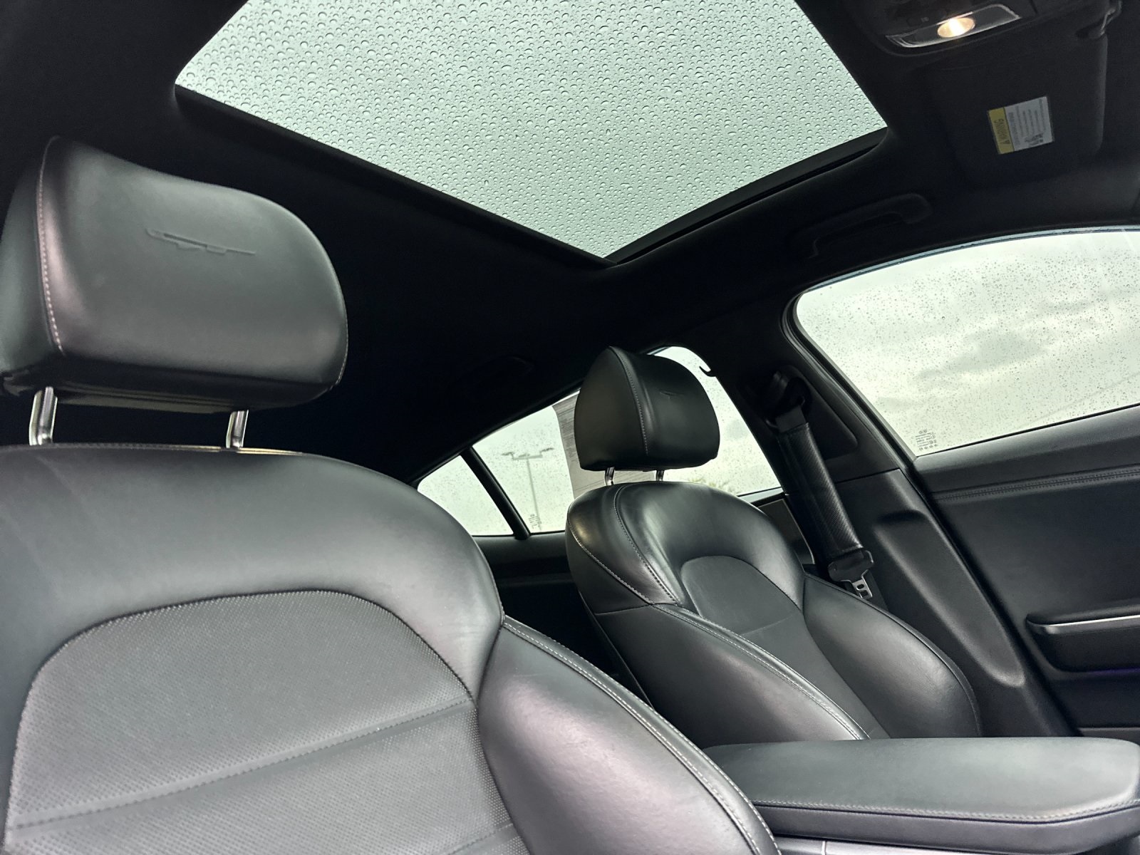 2018 Kia Stinger GT2 photo 14