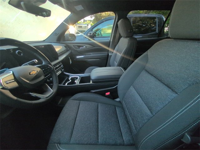 2026 Chevrolet Traverse photo 6