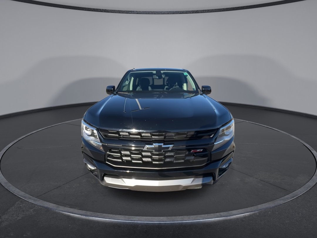 2022 Chevrolet Colorado Z71 photo 2