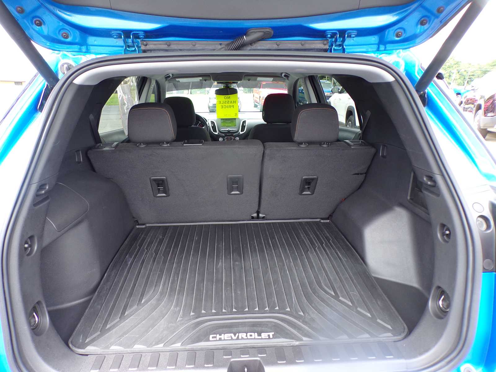 2024 Chevrolet Equinox LT photo 17