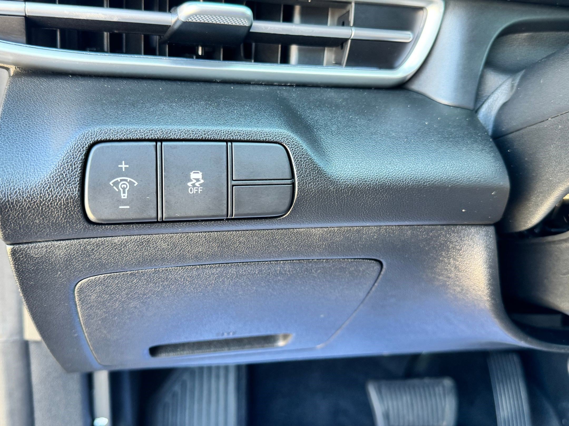 2025 Hyundai Elantra SEL Convenience photo 21