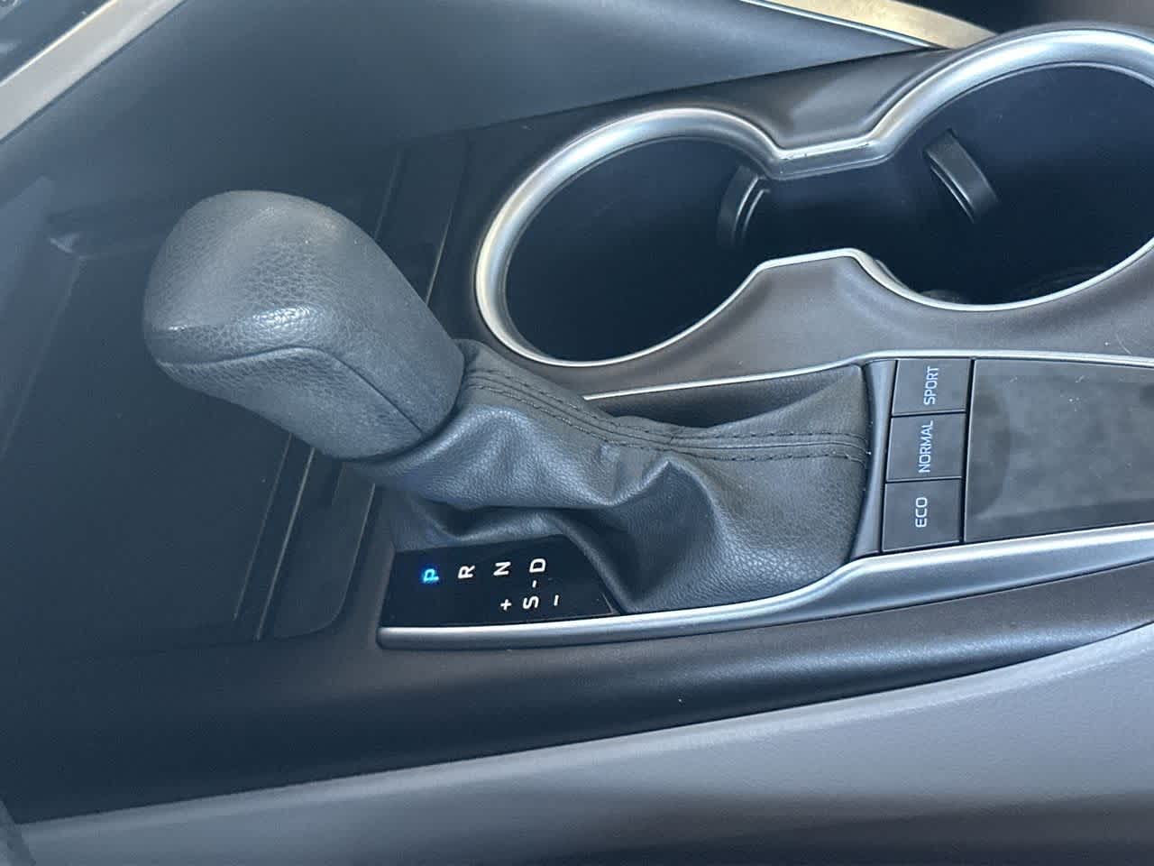 2024 Toyota Camry LE photo 18