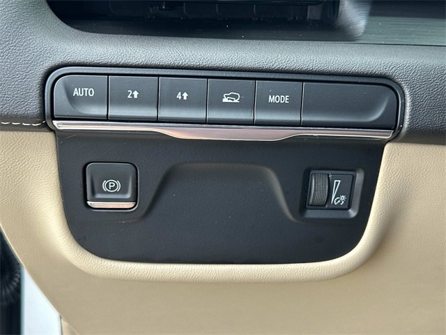 2024 Cadillac Escalade Premium Luxury photo 9