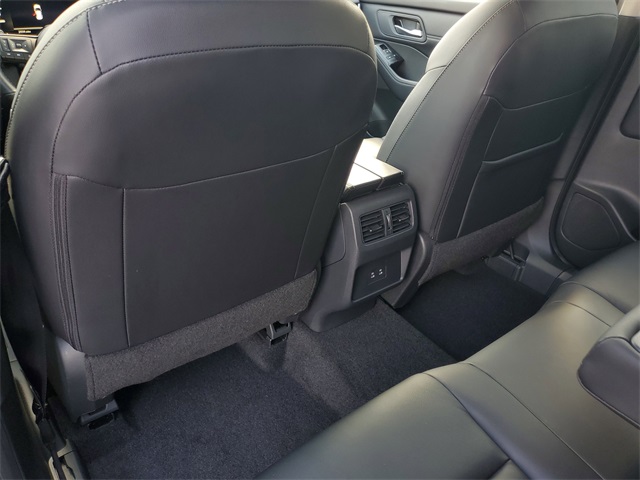 2024 Nissan Rogue SL photo 8