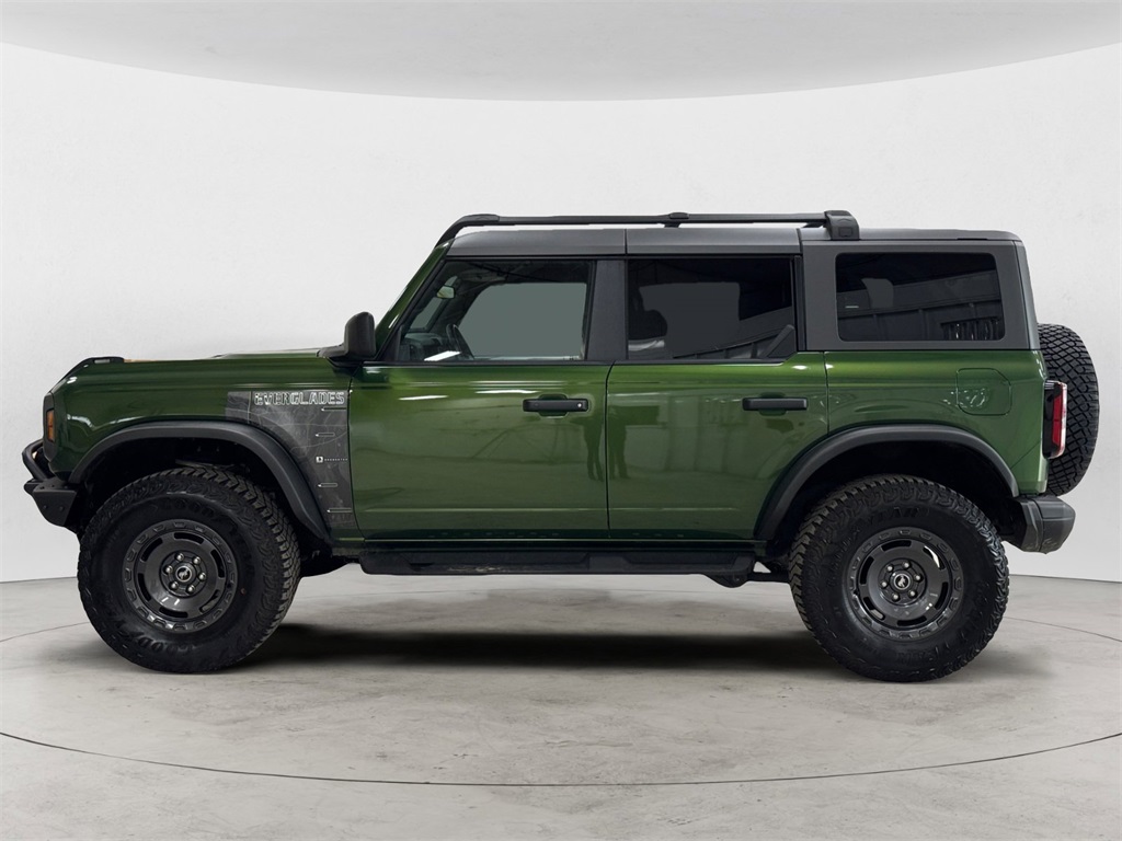 2024 Ford Bronco Everglades photo 2