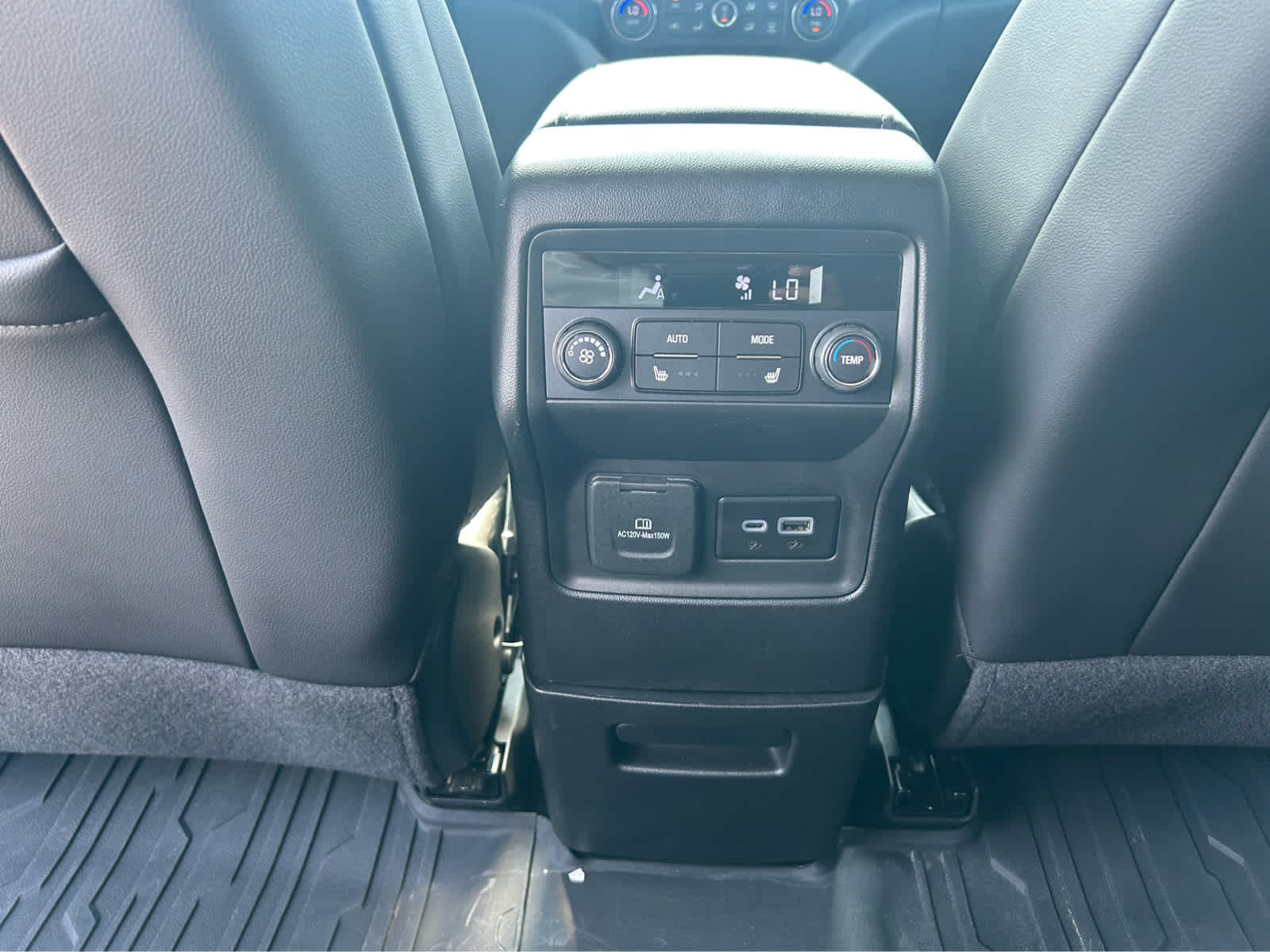 2023 Gmc Acadia SLT Elevation photo 24