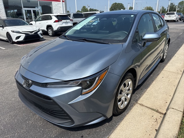 2024 Toyota Corolla LE photo 2